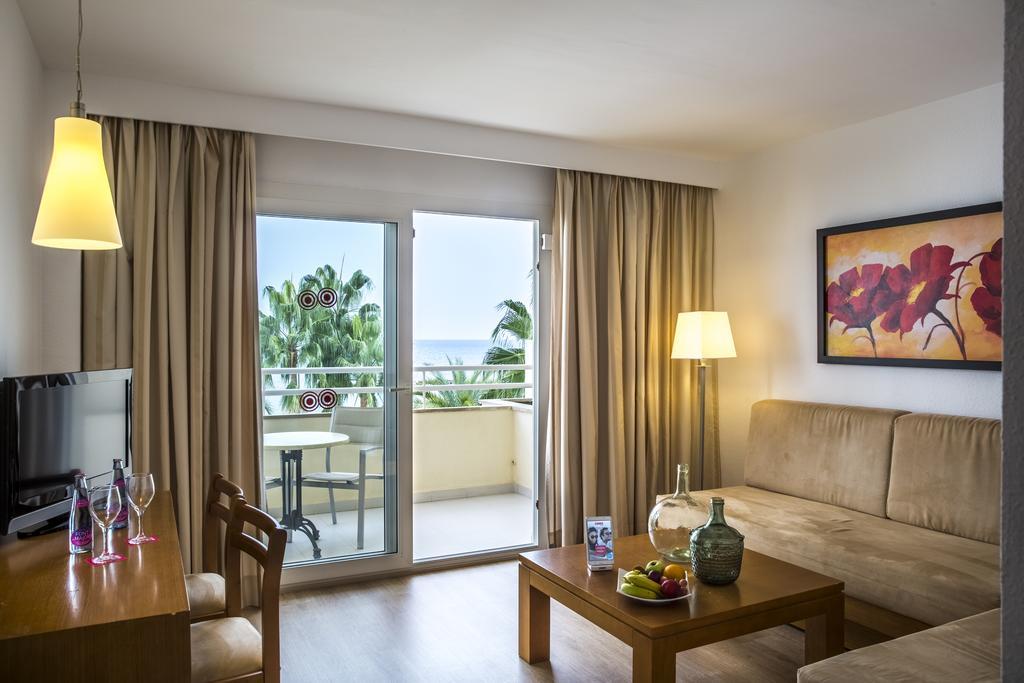 Hotel Cabot Cap De Mar Cala Bona  Esterno foto